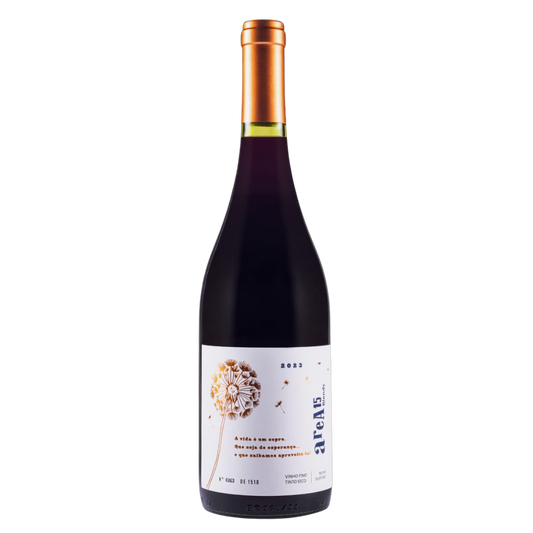 Vinho Tinto Area15 Pinot Noir e Touriga Nacional 2023